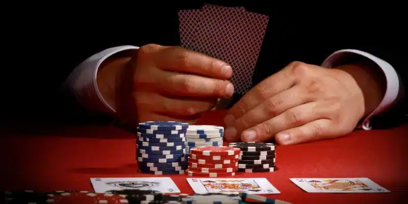 Nắm rõ quy trình đặt cược trong Red Dog Poker