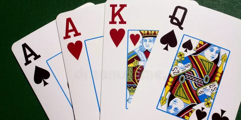 Chơi Omaha Poker ra sao để tăng cơ hội thắng?